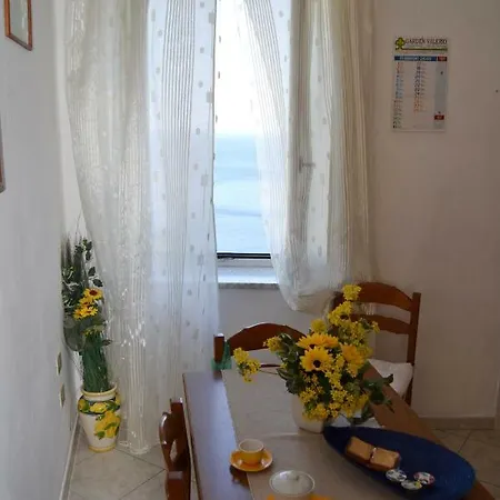 Maridea - Poseidonia Apartment Ponza